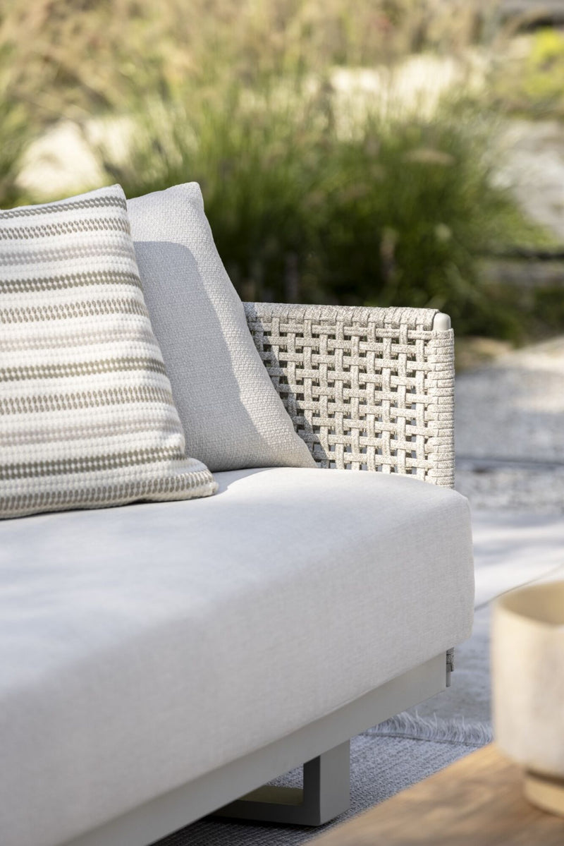 Volterra loveseat right