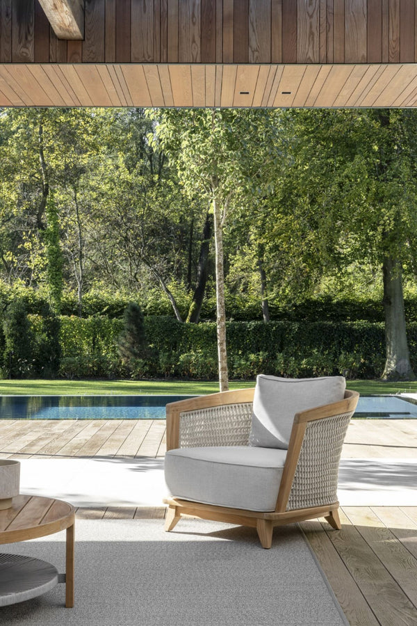 Horizon lounge chair