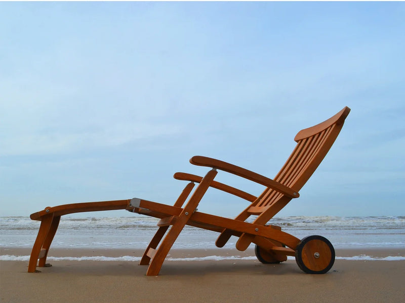 Traditional Teak Victoria deckchair