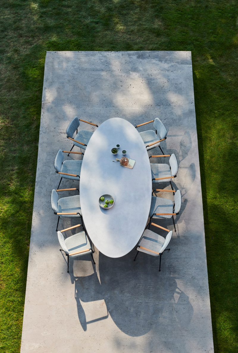 Conix table 320 x 140 concrete base/blad cer. bianco stat.