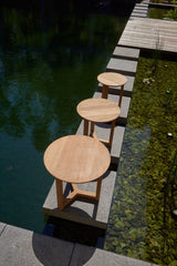 Traditional Teak Manon table, rond 35 cm.