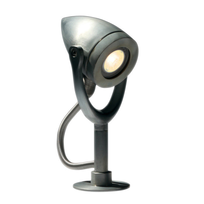 Royal_Botania-Bullet-tuinlamp-op-grondpen